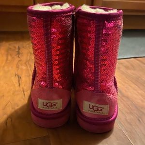 Girls Size 2 Pink Sequin Ugg Boot